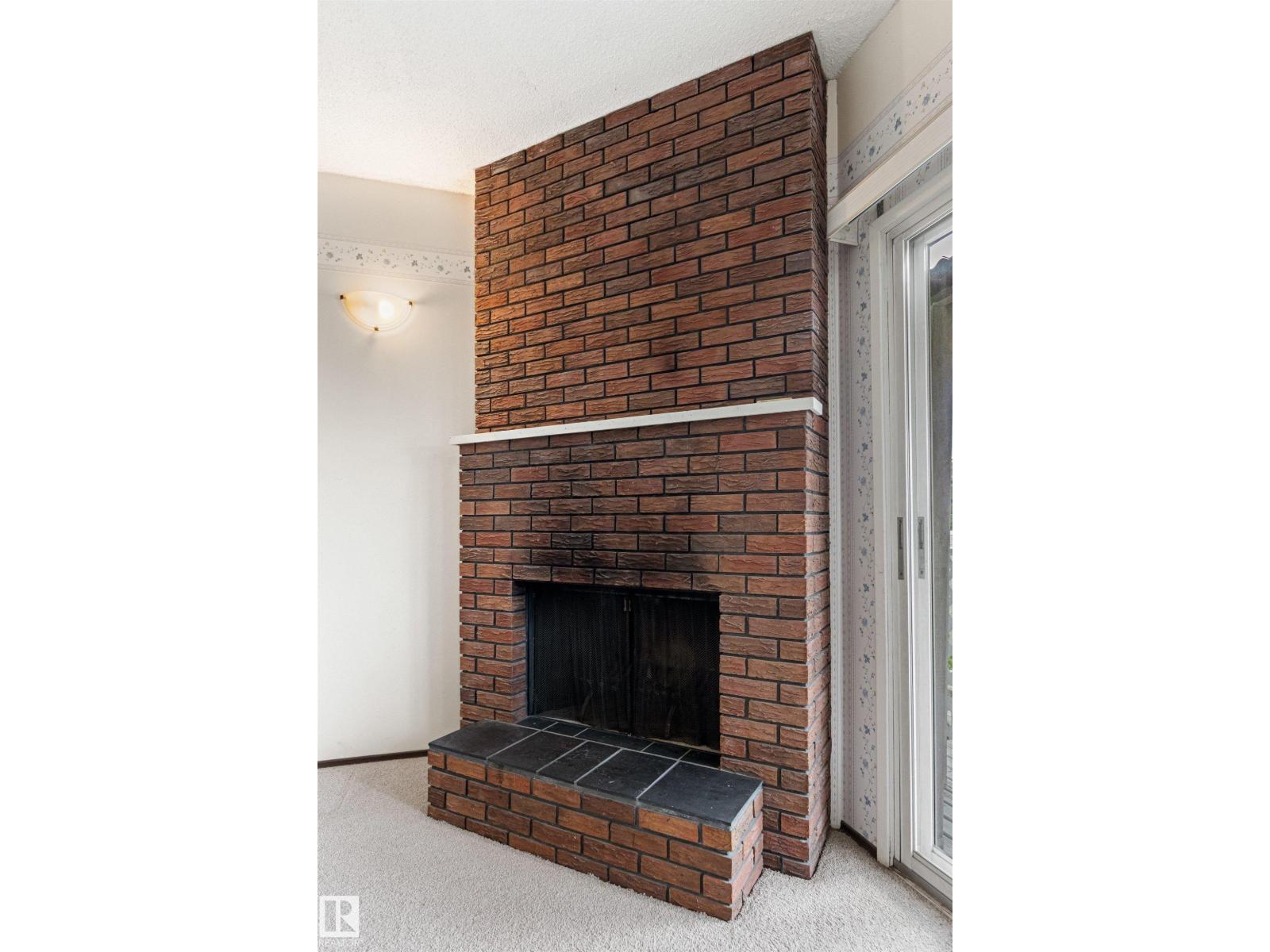 1984 68 Street NW - Photo 19