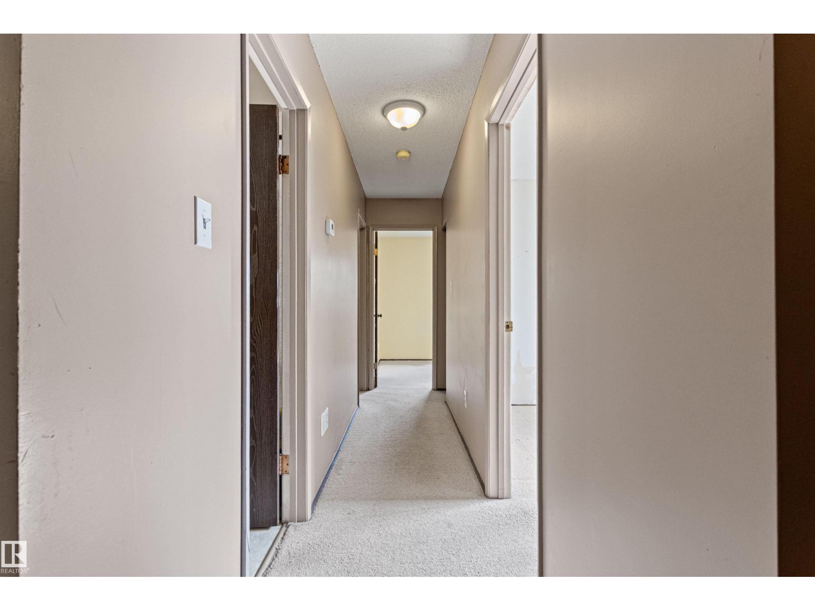 1984 68 Street NW - Photo 31