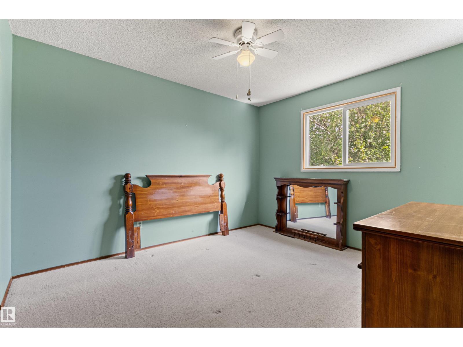 1984 68 Street NW - Photo 34