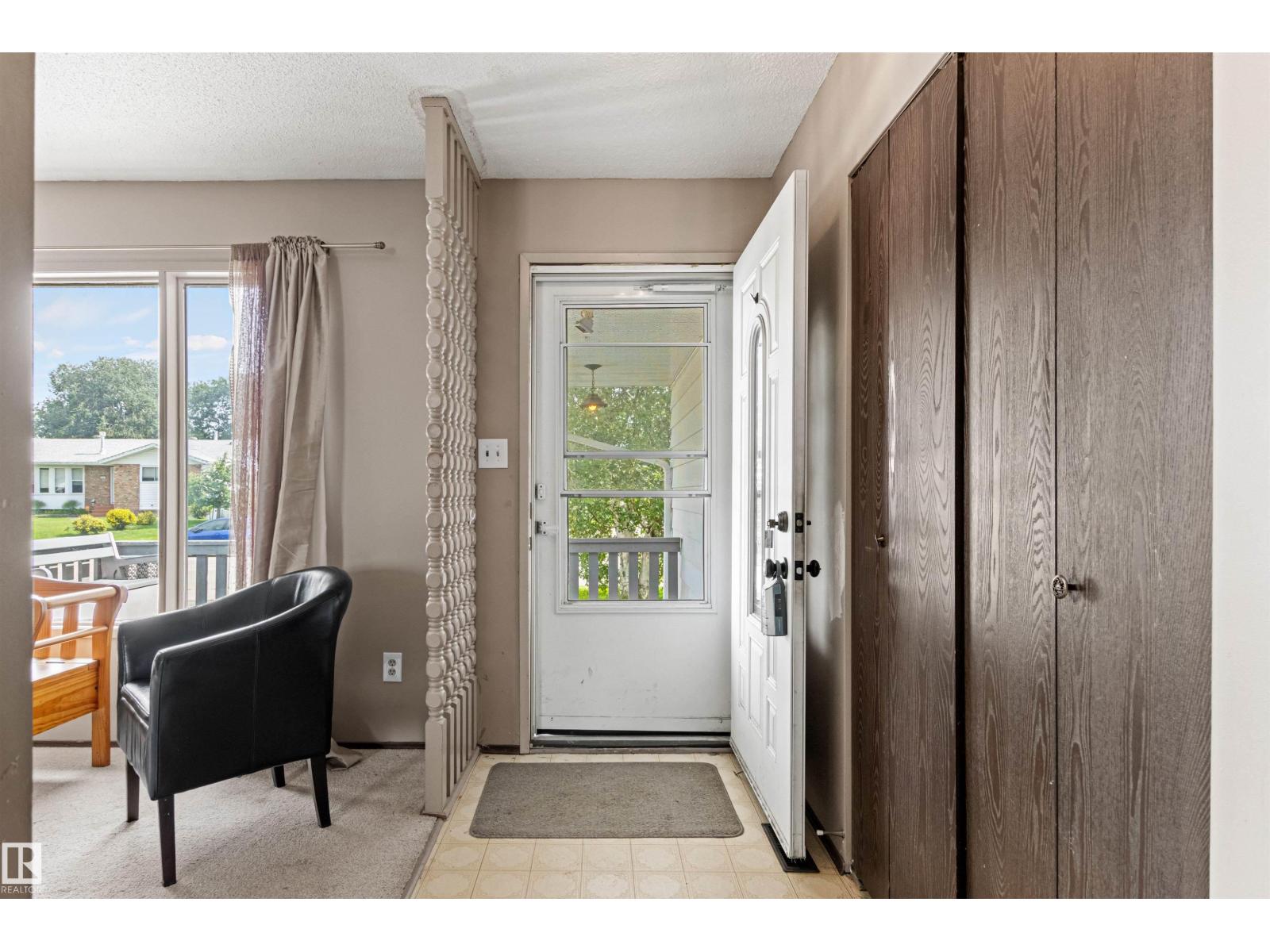 1984 68 Street NW - Photo 8