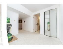 3303 42a Av Nw, Edmonton, AB T6T1E6 Photo 42