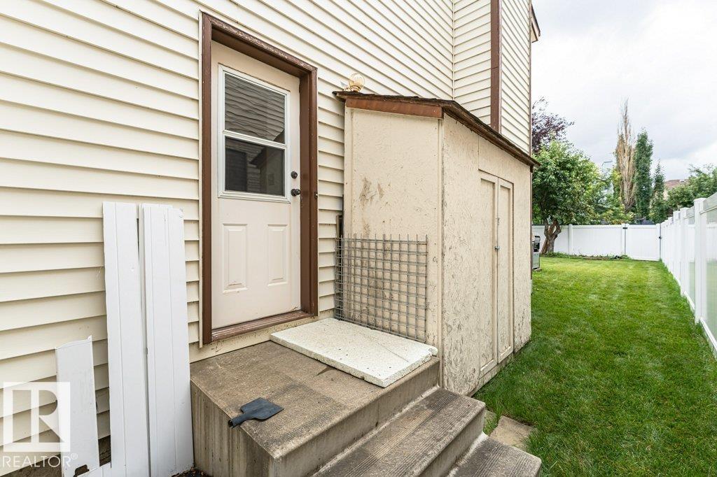 3303 42A AV NW - Image 56