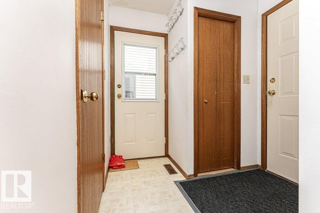 3303 42A AV NW - 20