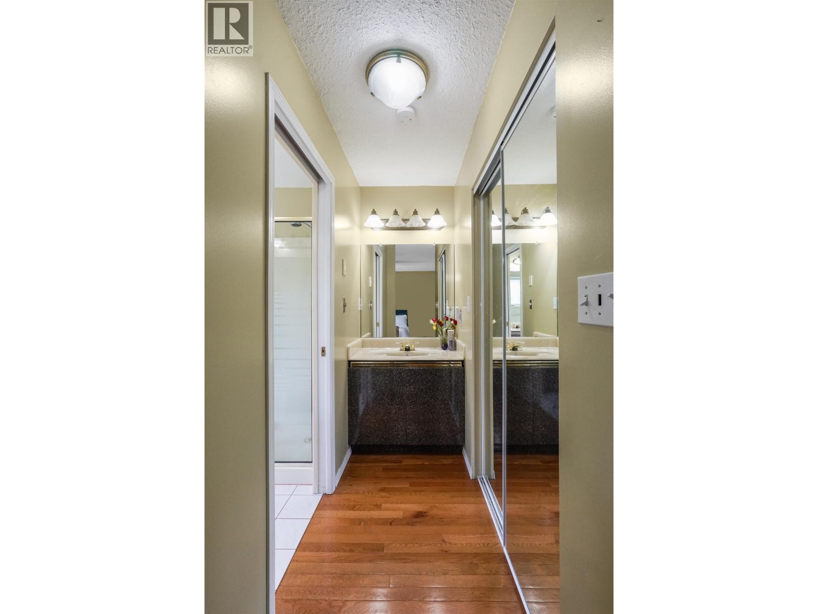 80 SMITH STREET - 24