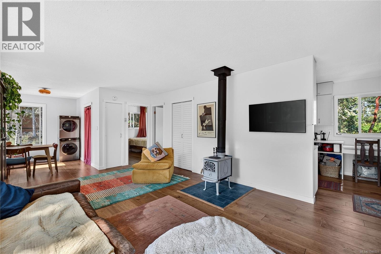 380 Langs Rd - Image 9