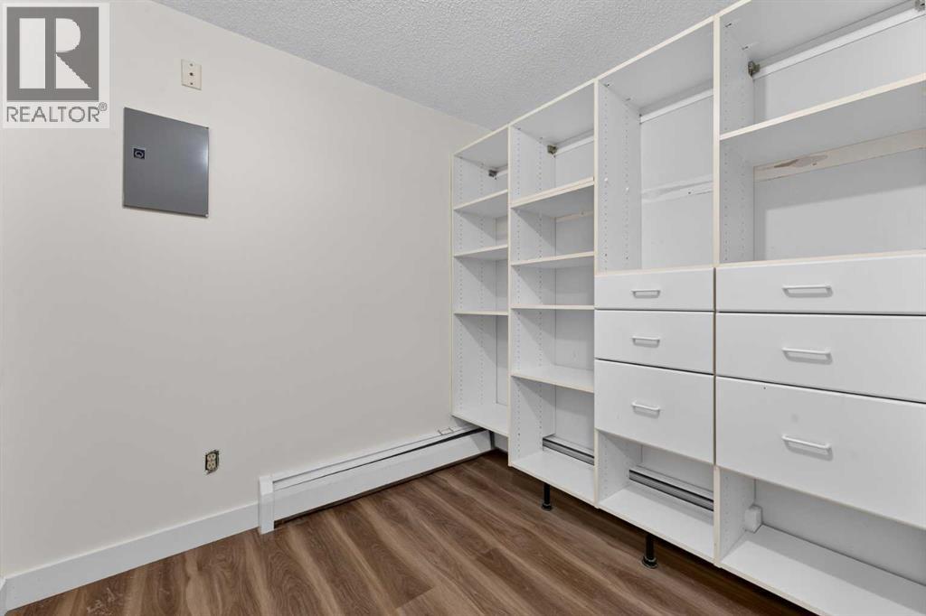 630 57 Avenue Southwest - Photo 23