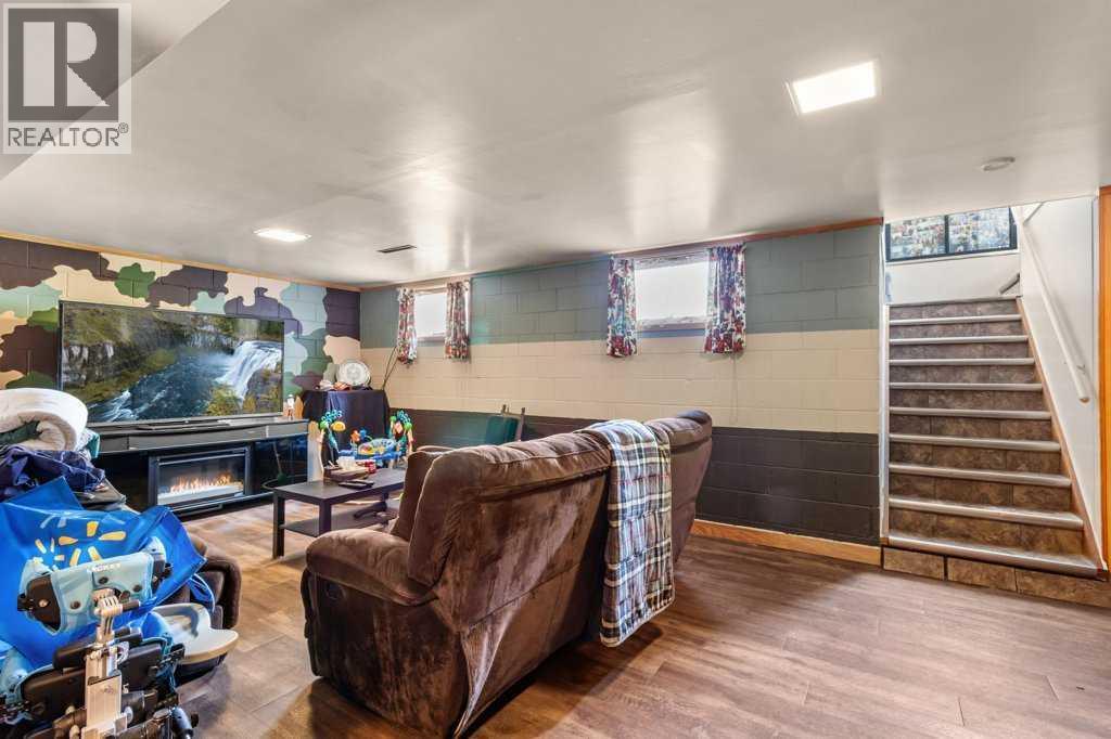 23403 Township Road 374 - 16