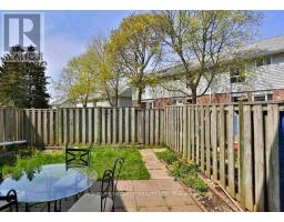 38 - 32 Mowat Boulevard, Kitchener, ON N2E1X4 Photo 16