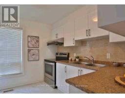 38 - 32 Mowat Boulevard, Kitchener, ON N2E1X4 Photo 7