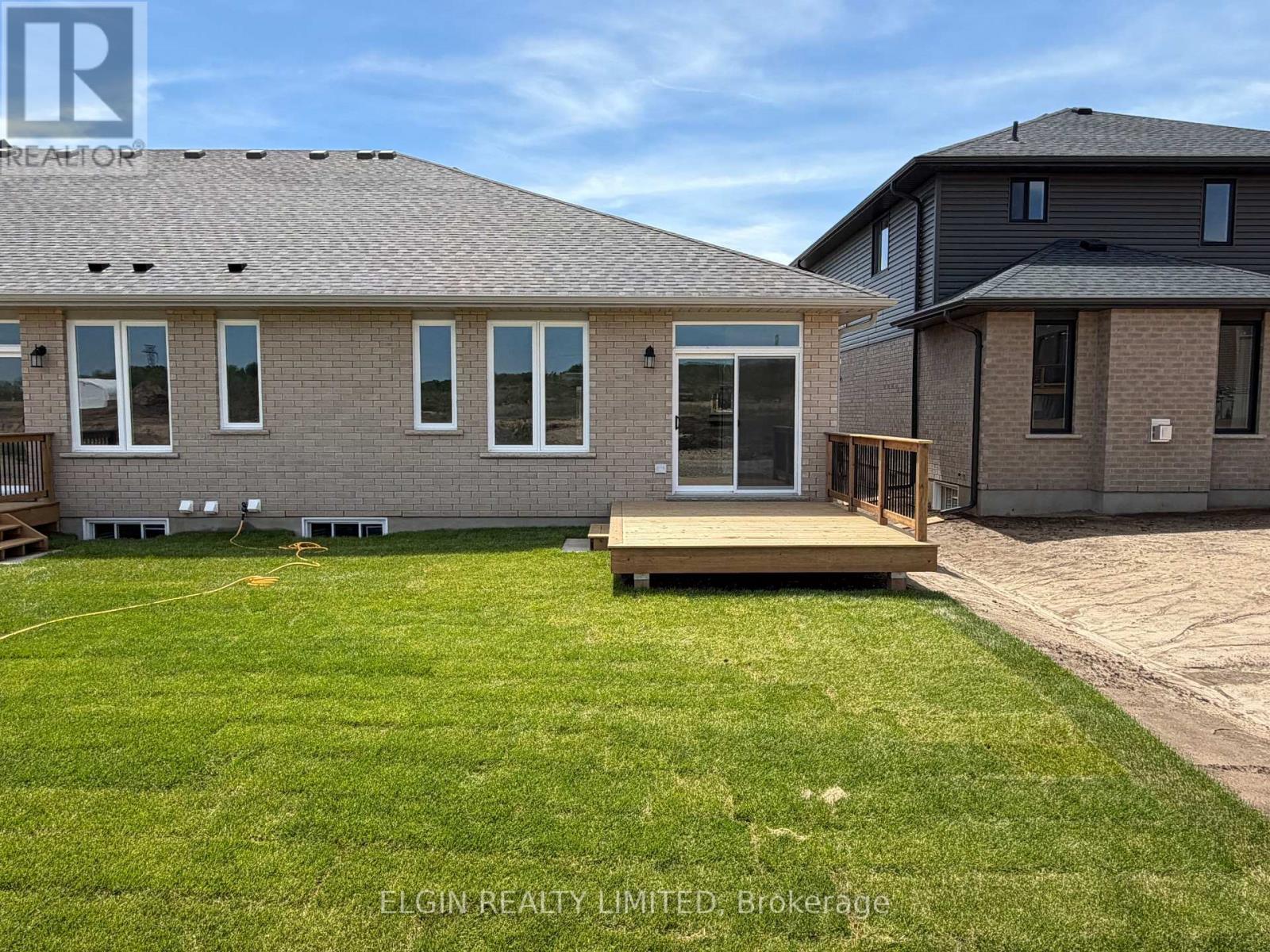 6 FINCH STREET - Image 3