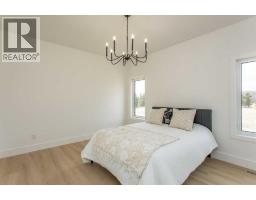 203, 38452 Range Road 284, Rural Red Deer County, AB T4S2B7 Photo 16