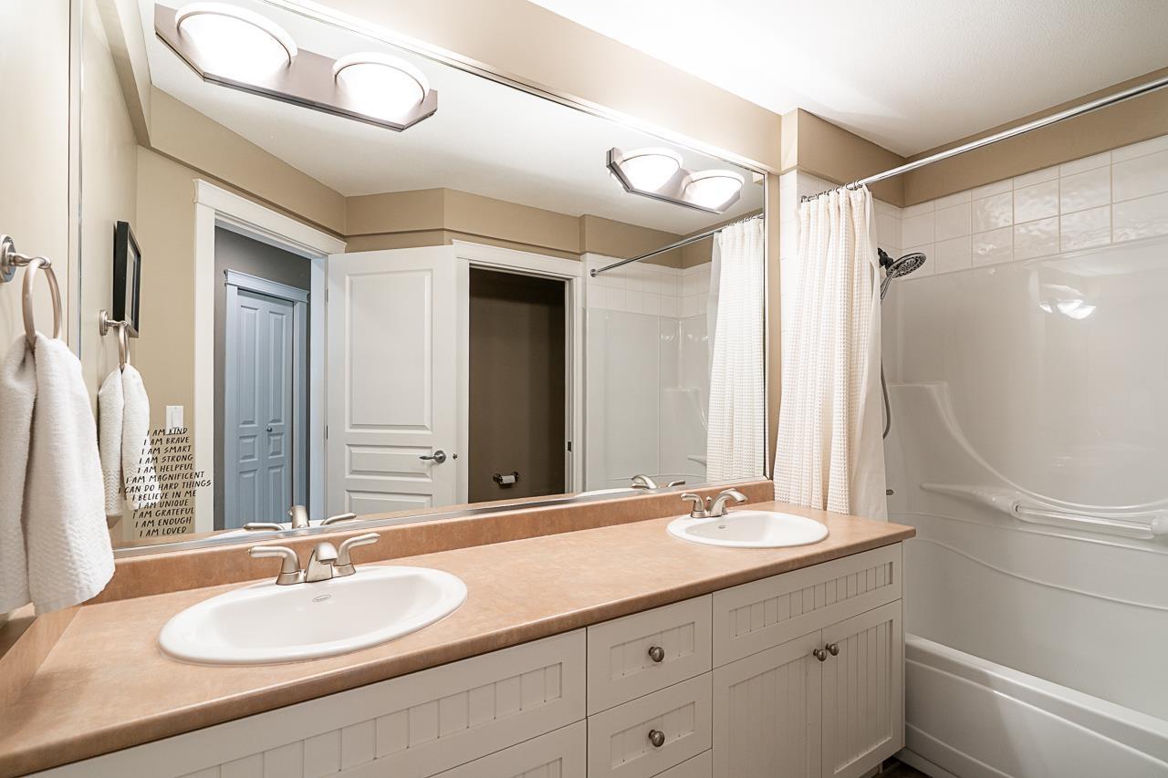 15730 34 AVENUE, Surrey