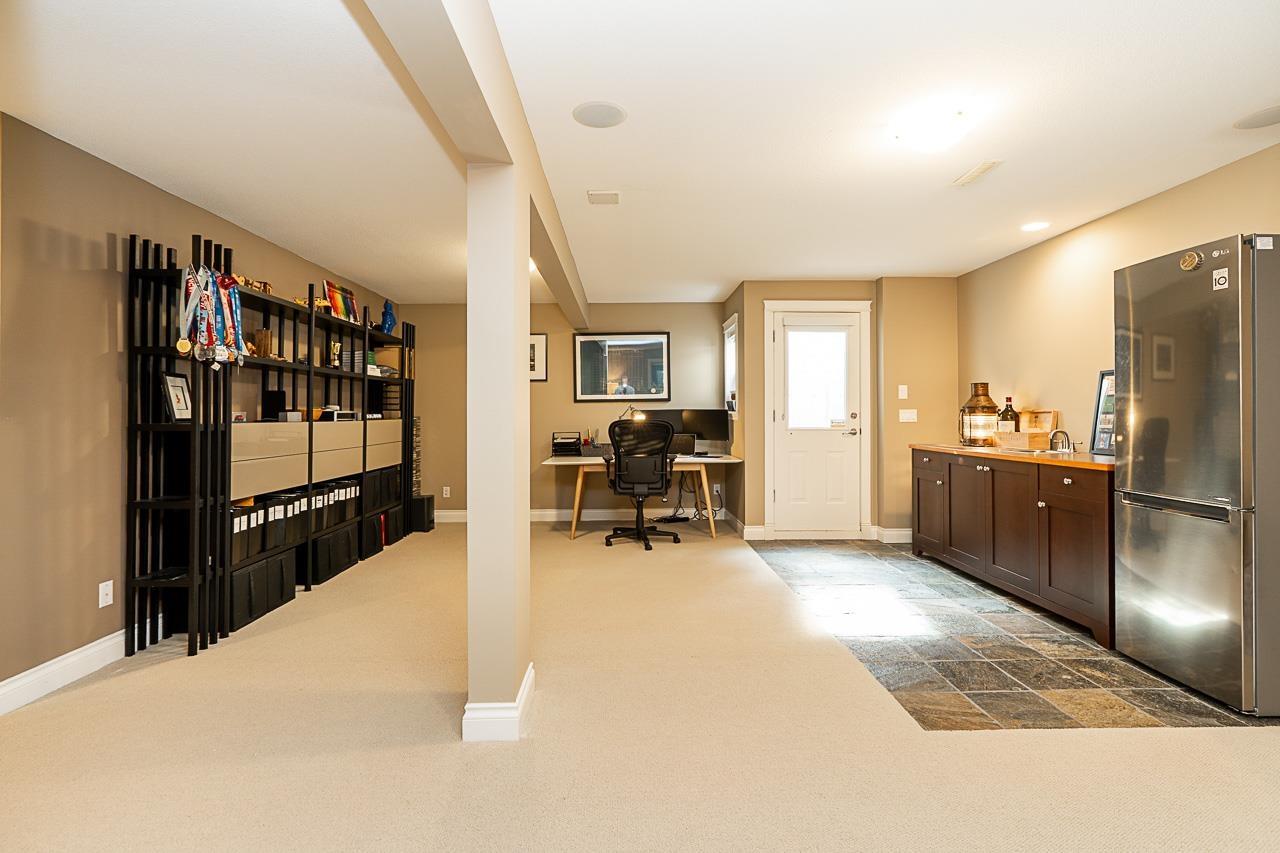15730 34 AVENUE, Surrey