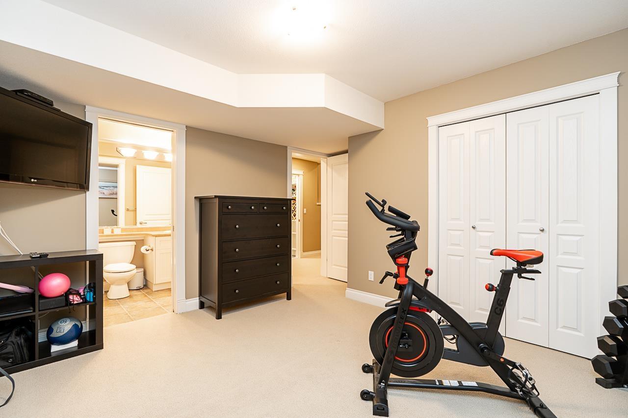 15730 34 AVENUE, Surrey