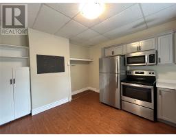45 Franklyn Avenue thumbnail 10