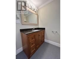 45 Franklyn Avenue thumbnail 22