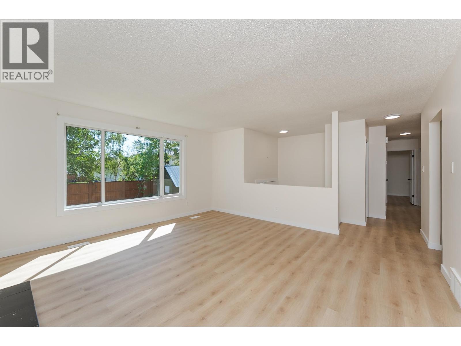 1575 VAN BIEN AVENUE, Prince George