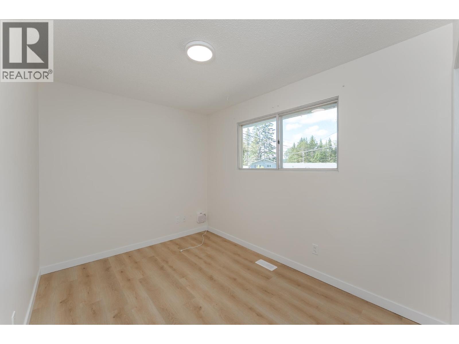1575 VAN BIEN AVENUE, Prince George