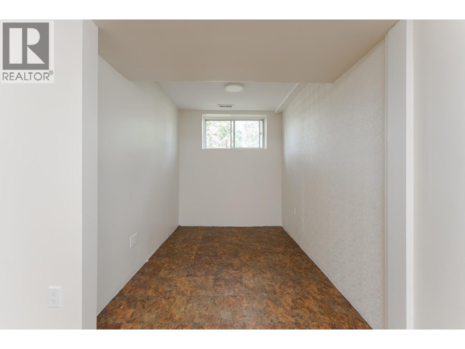 1575 VAN BIEN AVENUE, Prince George
