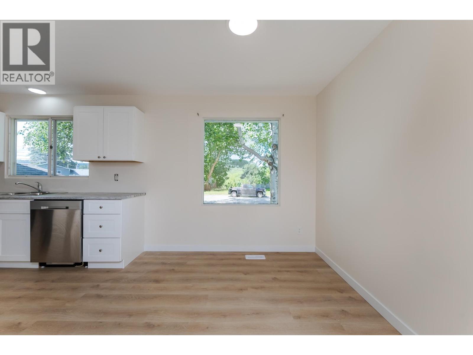1575 VAN BIEN AVENUE - 7