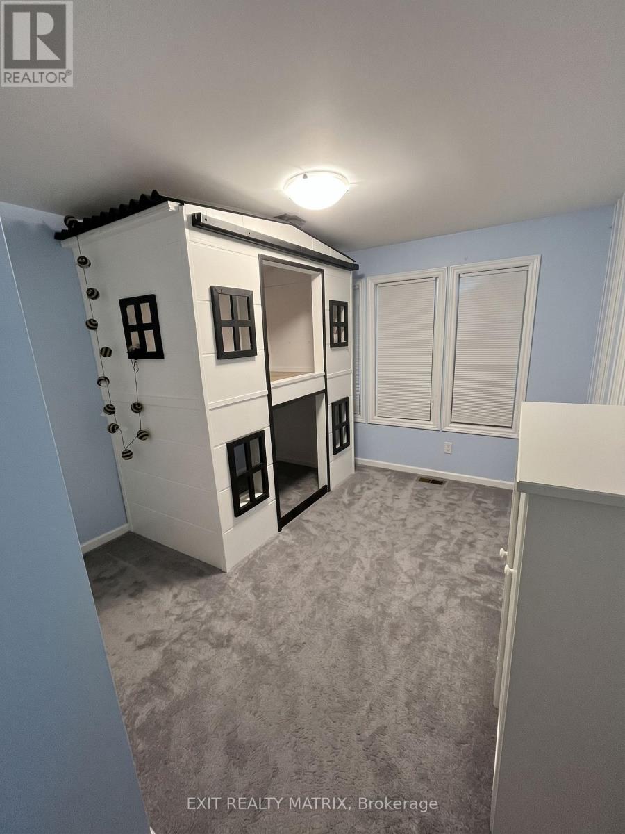 648 DECOEUR DRIVE - 15