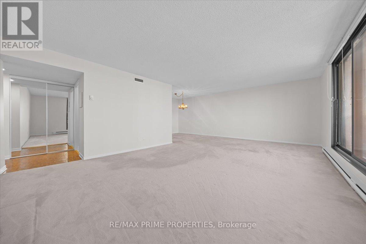 2 Bed, 2 Bath House for Sale in Ottawa – 702 – 20 THE DRIVEWAY DRIVE, Ottawa – MLS# X13676838 - Image 16