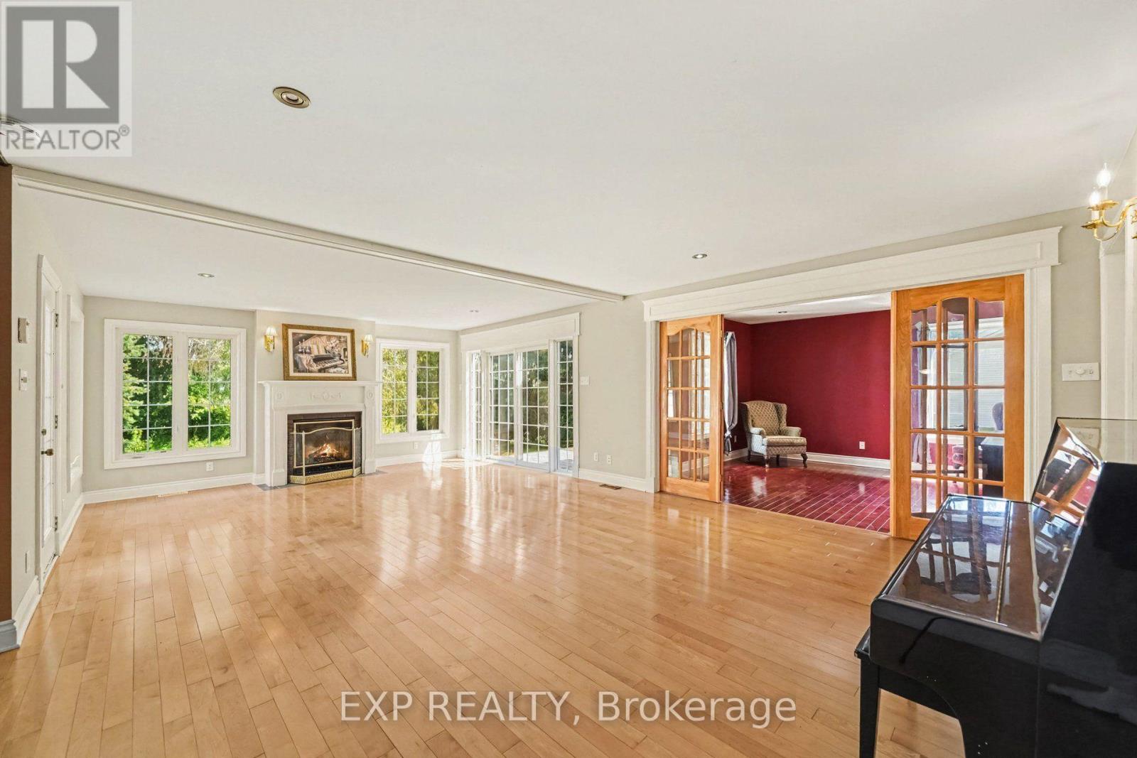 4 Bed, 3 Bath House for Sale in Russell – 1007 ST PIERRE ROAD, Russell – MLS# X13676844 - Image 10