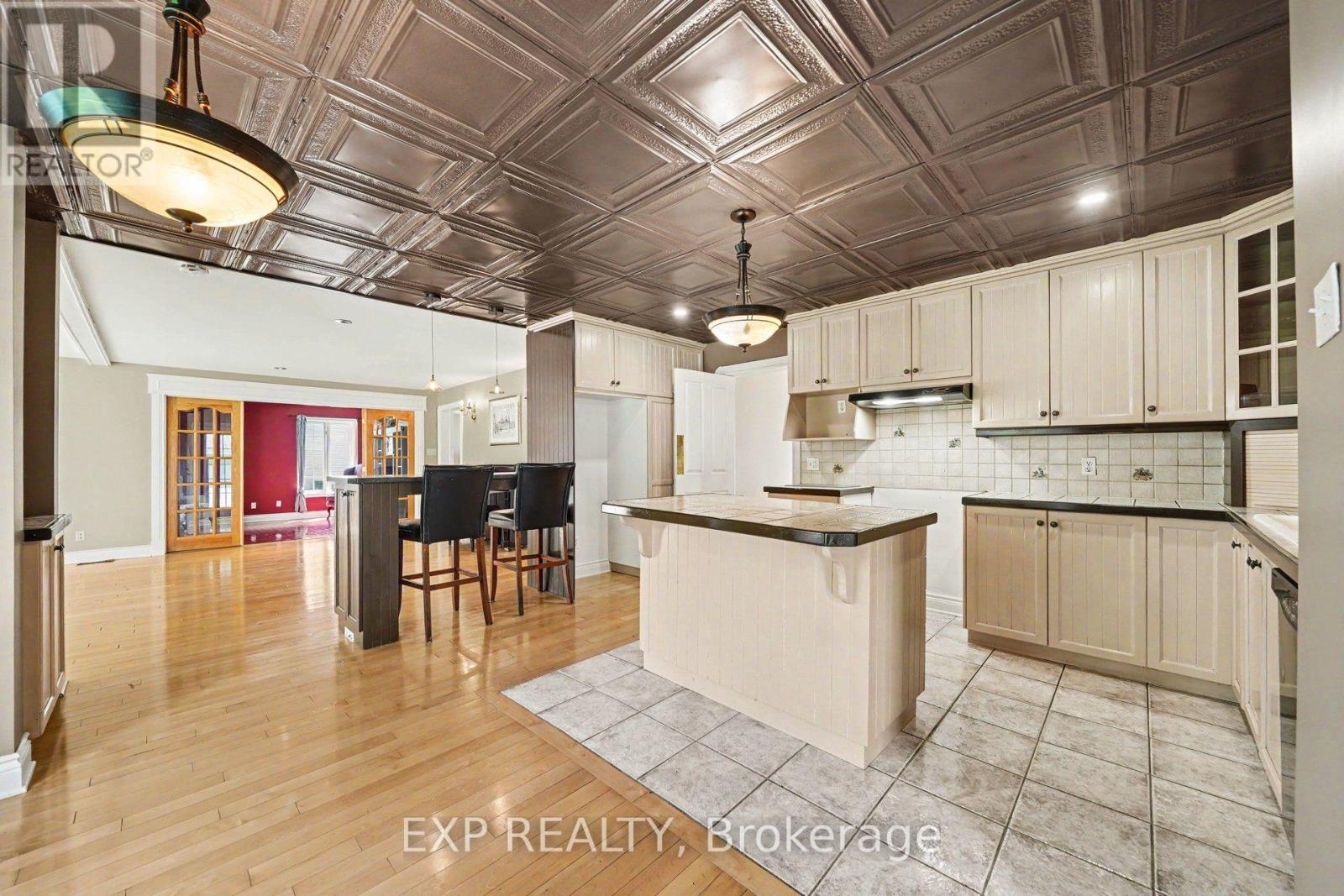 4 Bed, 3 Bath House for Sale in Russell – 1007 ST PIERRE ROAD, Russell – MLS# X13676844 - Image 20