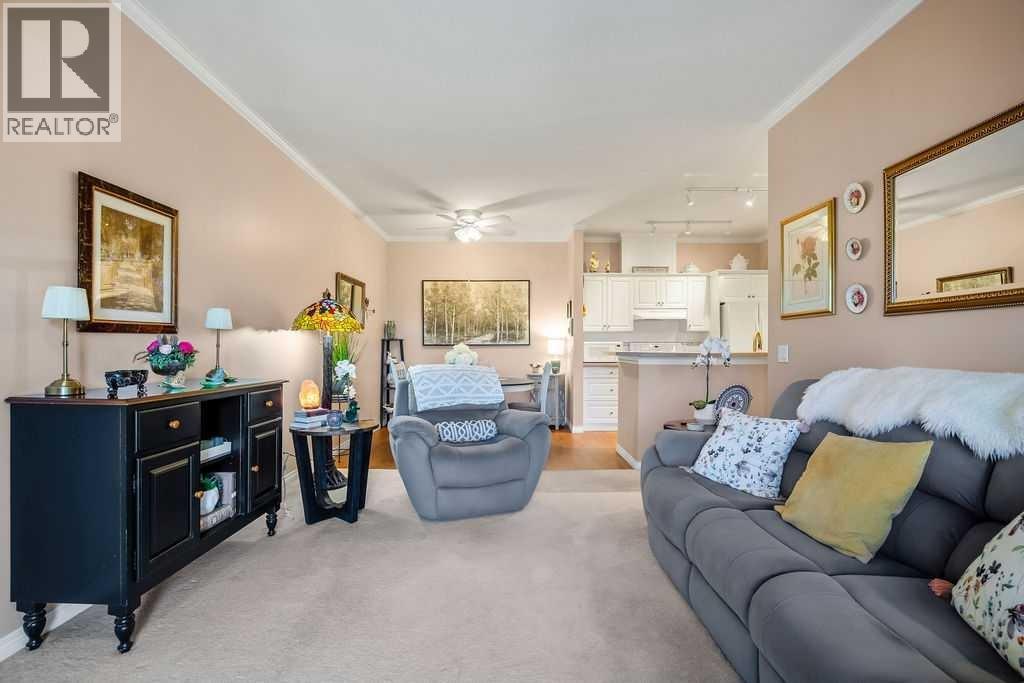#302 15 Lineham Avenue - Image 12