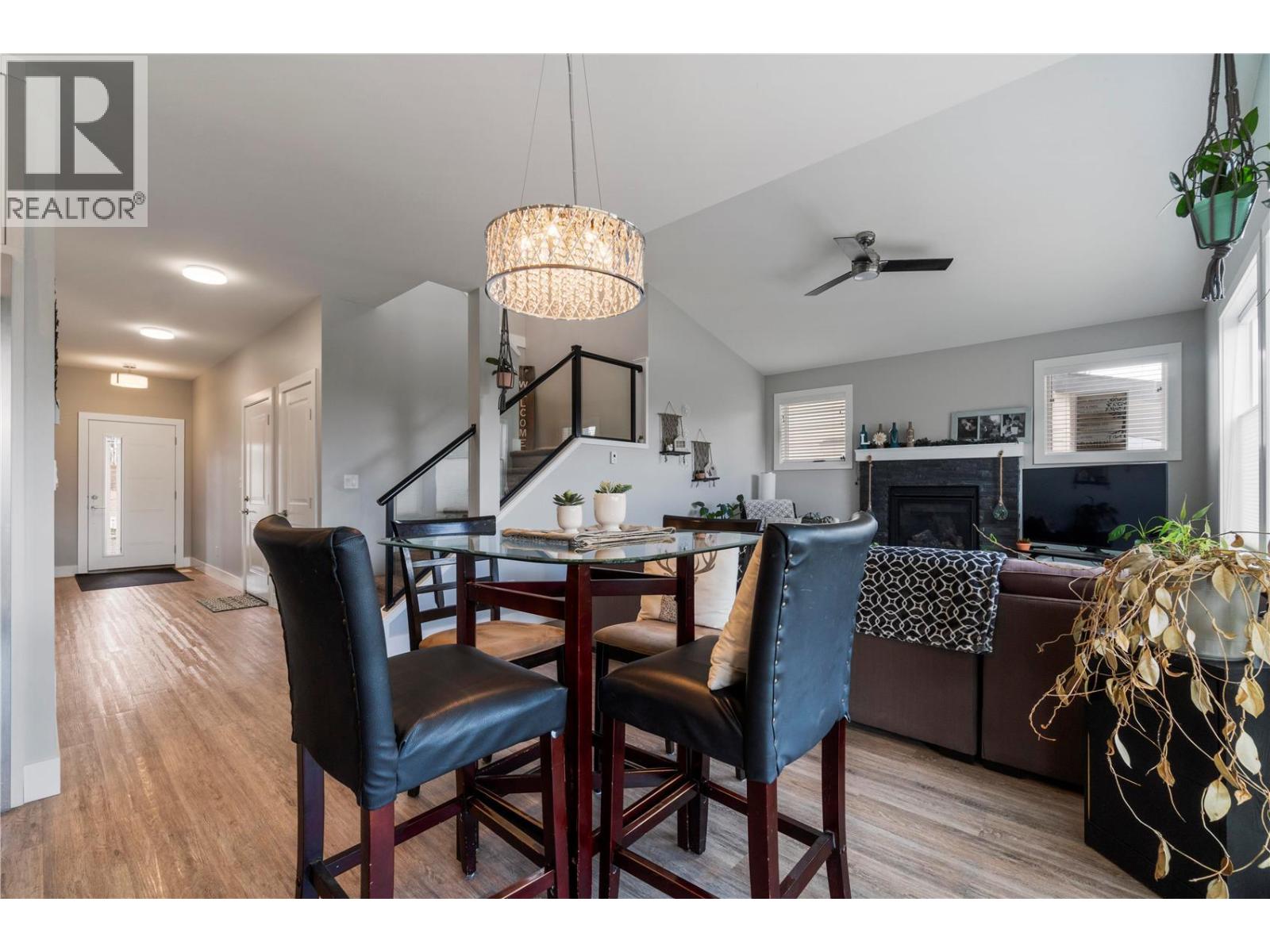 2181 14 Avenue SE - 15