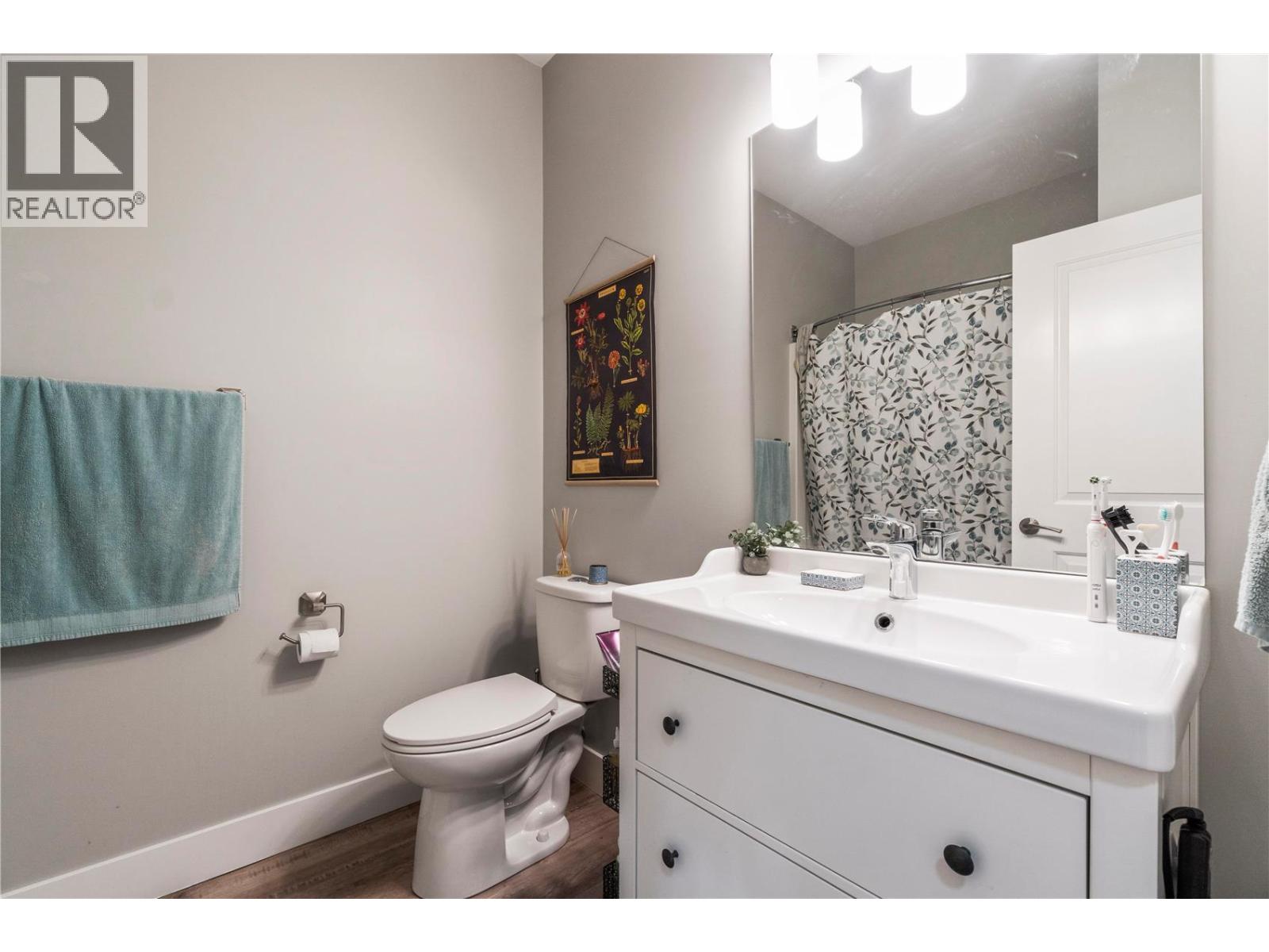 2181 14 Avenue SE - 40