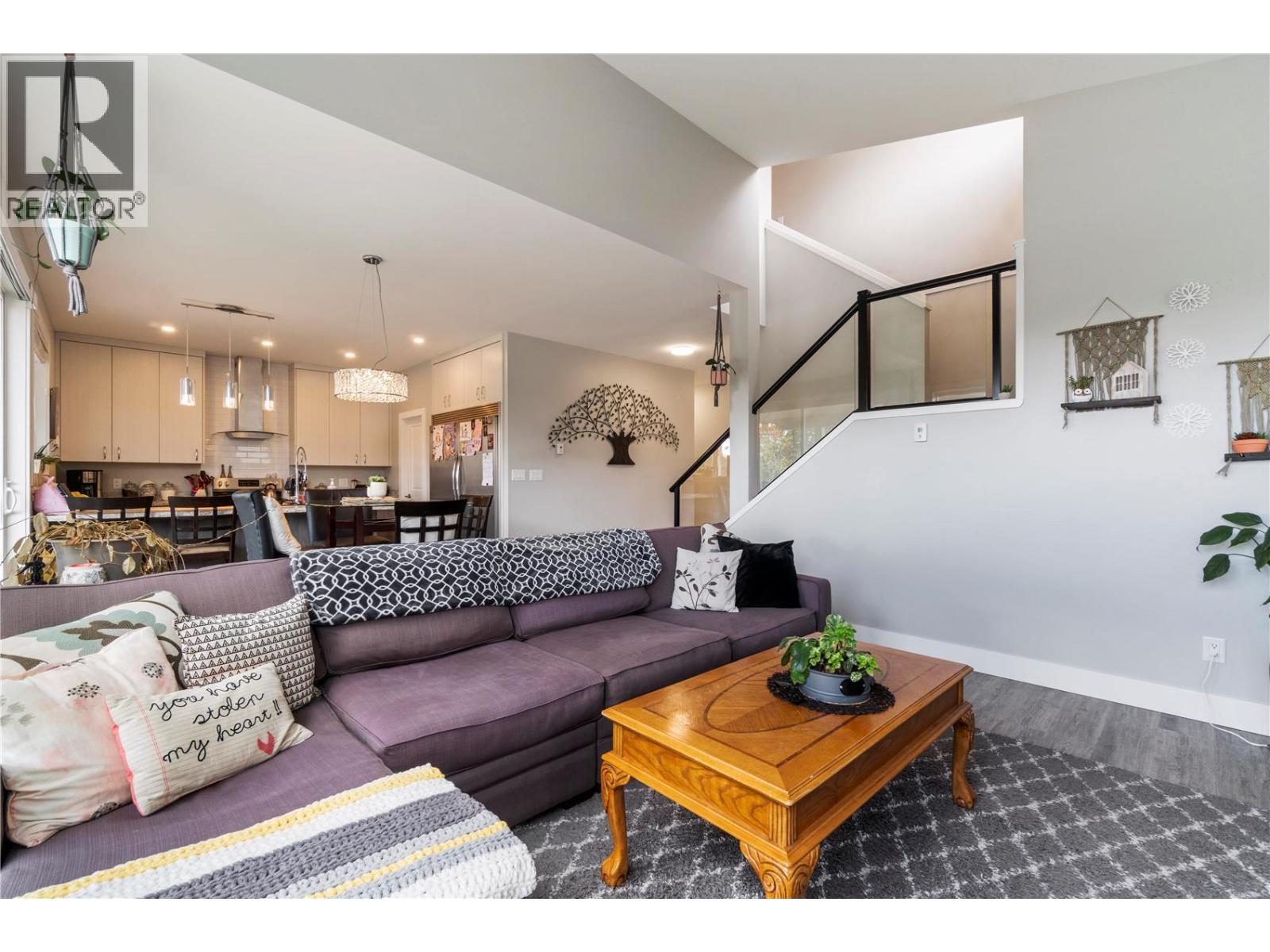 2181 14 Avenue SE - Image 10
