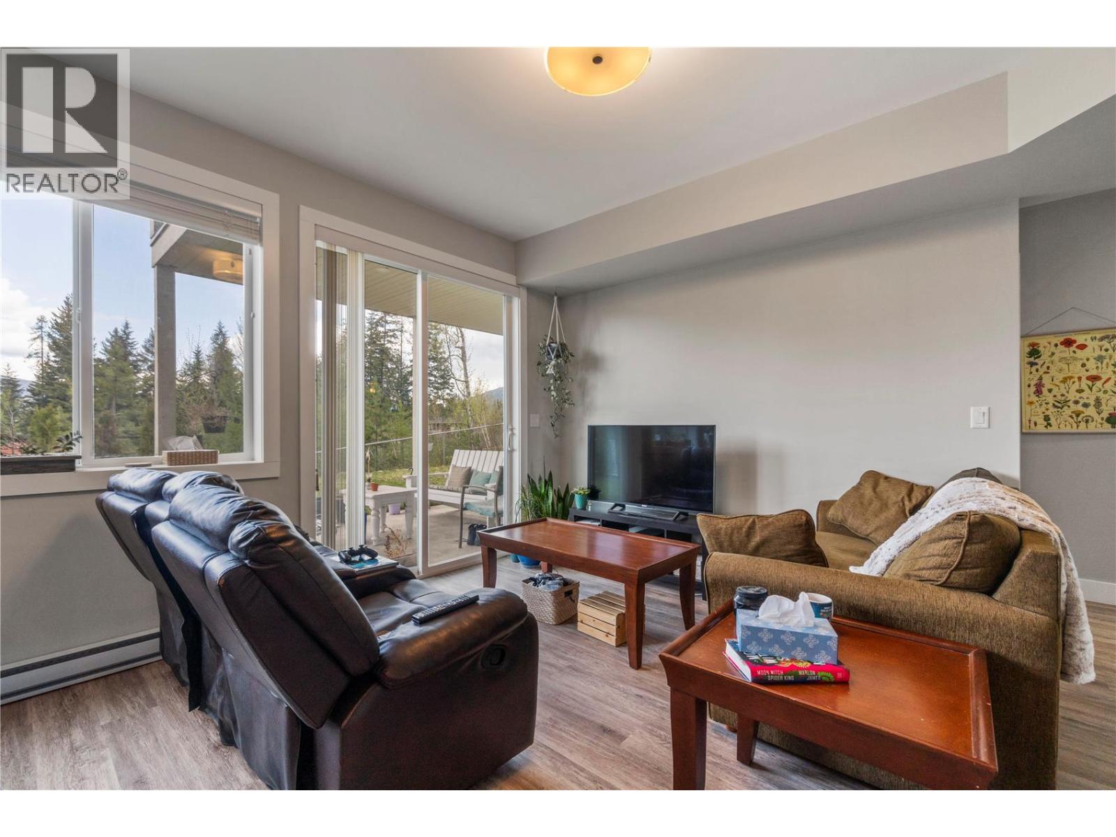 2181 14 Avenue SE - 38
