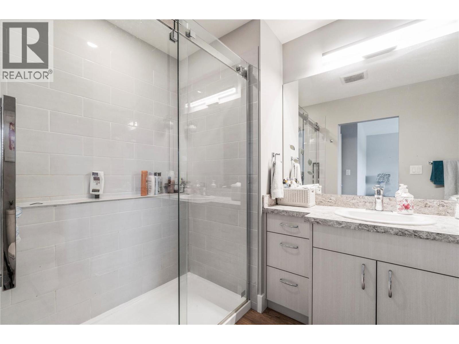 2181 14 Avenue SE - 27