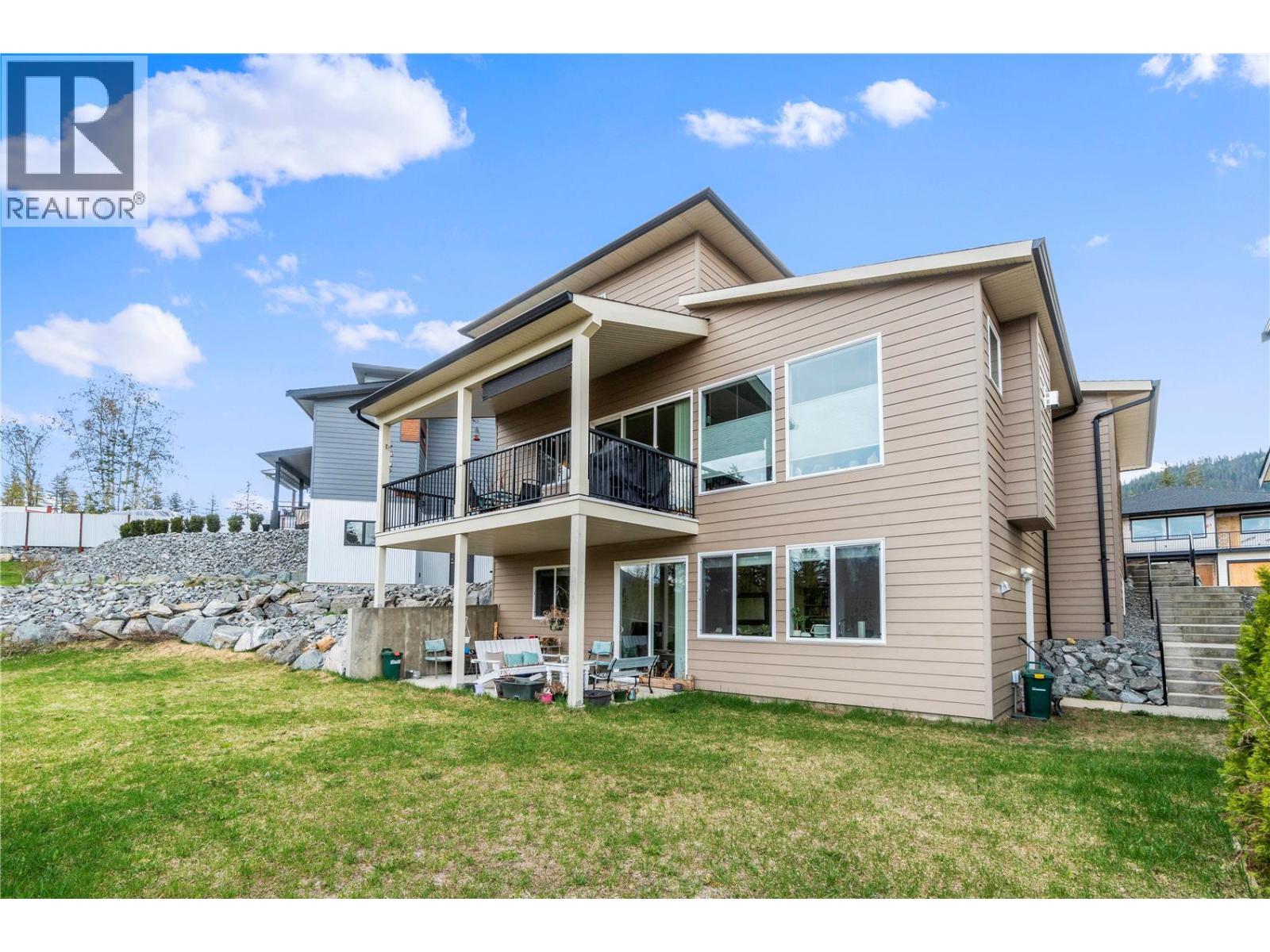 2181 14 Avenue SE - 45