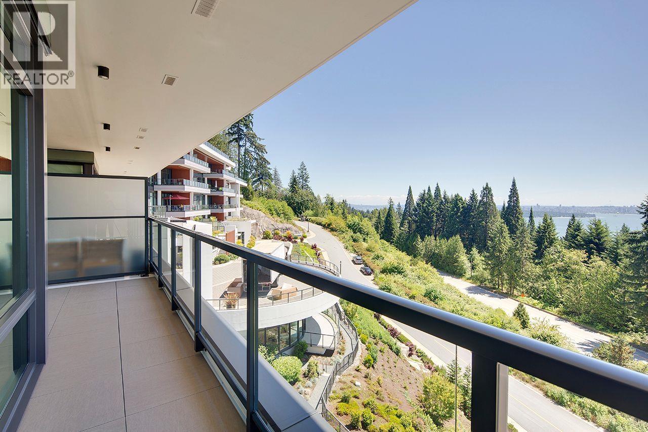 402 3101 BURFIELD PLACE, West Vancouver
