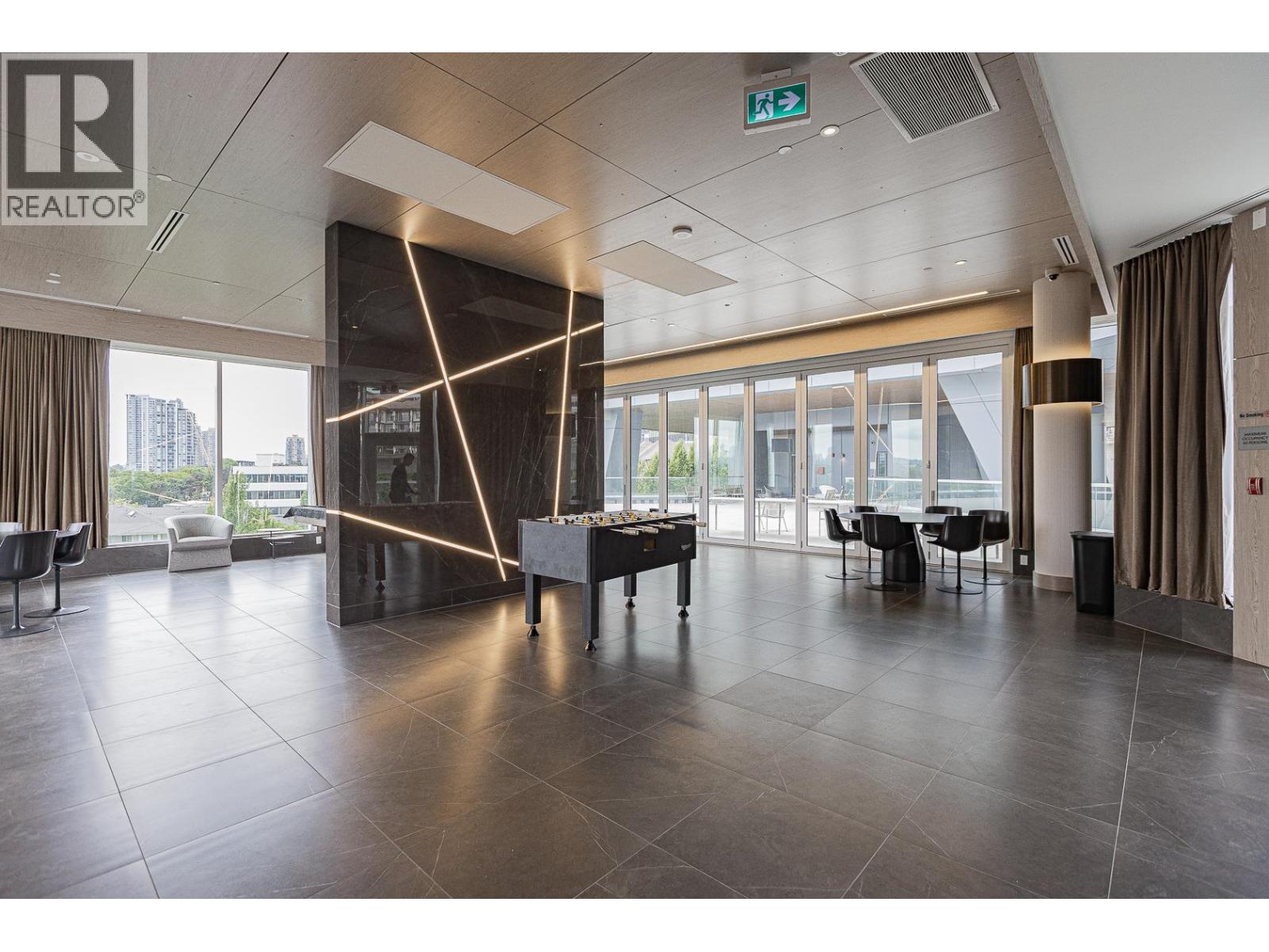 4907 4730 LOUGHEED HIGHWAY, Burnaby