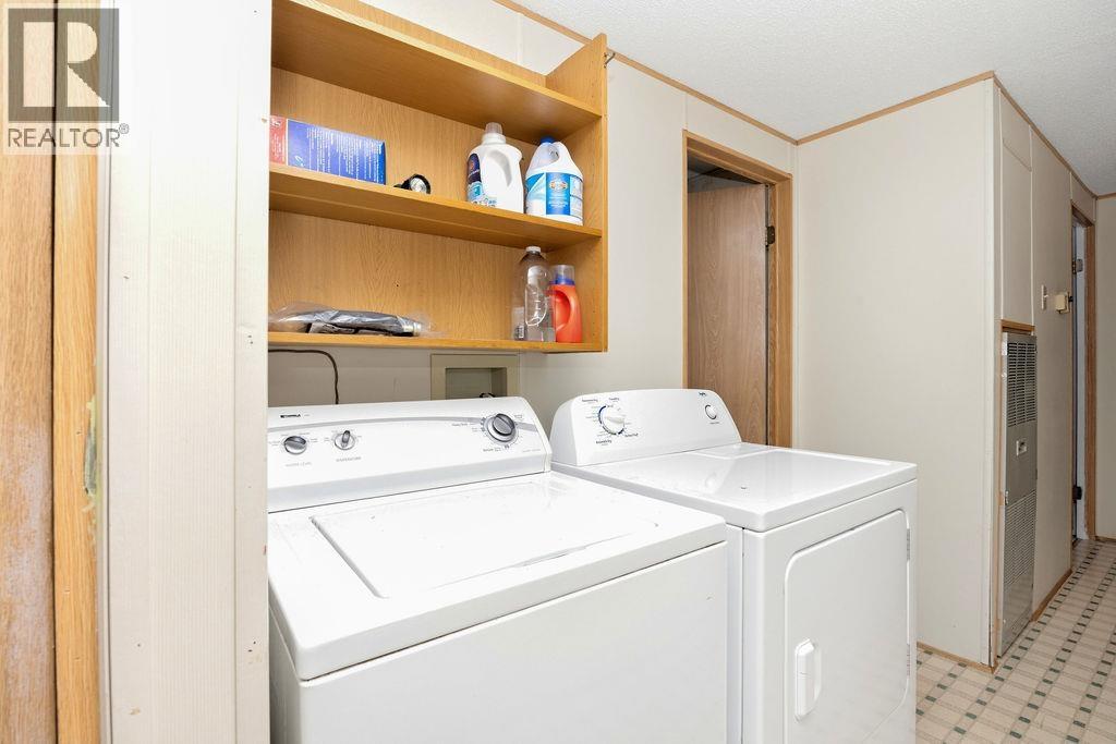 7 1413 SUNSHINE COAST HIGHWAY, Gibsons