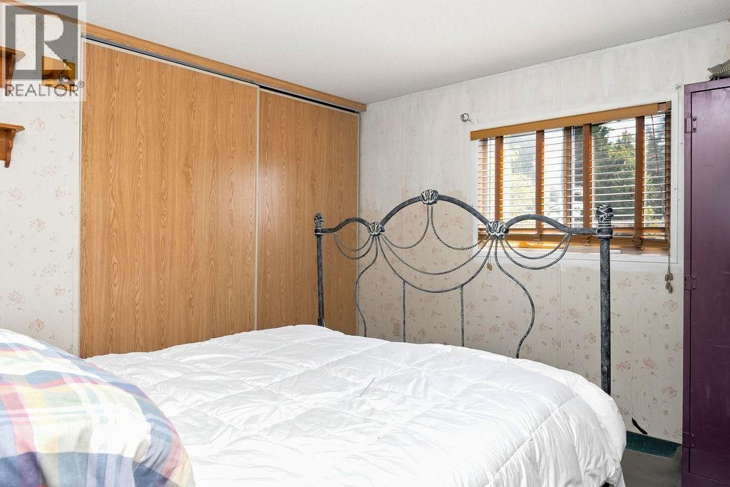 7 1413 SUNSHINE COAST HIGHWAY, Gibsons