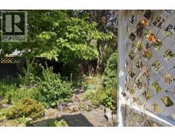 7 1413 Sunshine Coast Highway, Gibsons, BC V0N1V5 Photo 18