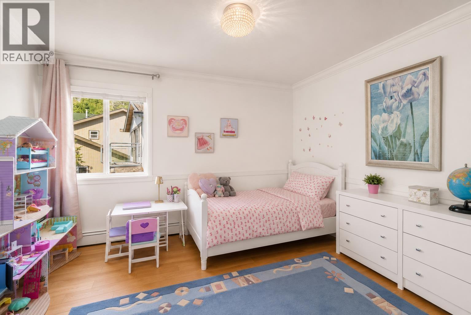 5522 DEERHORN LANE, North Vancouver