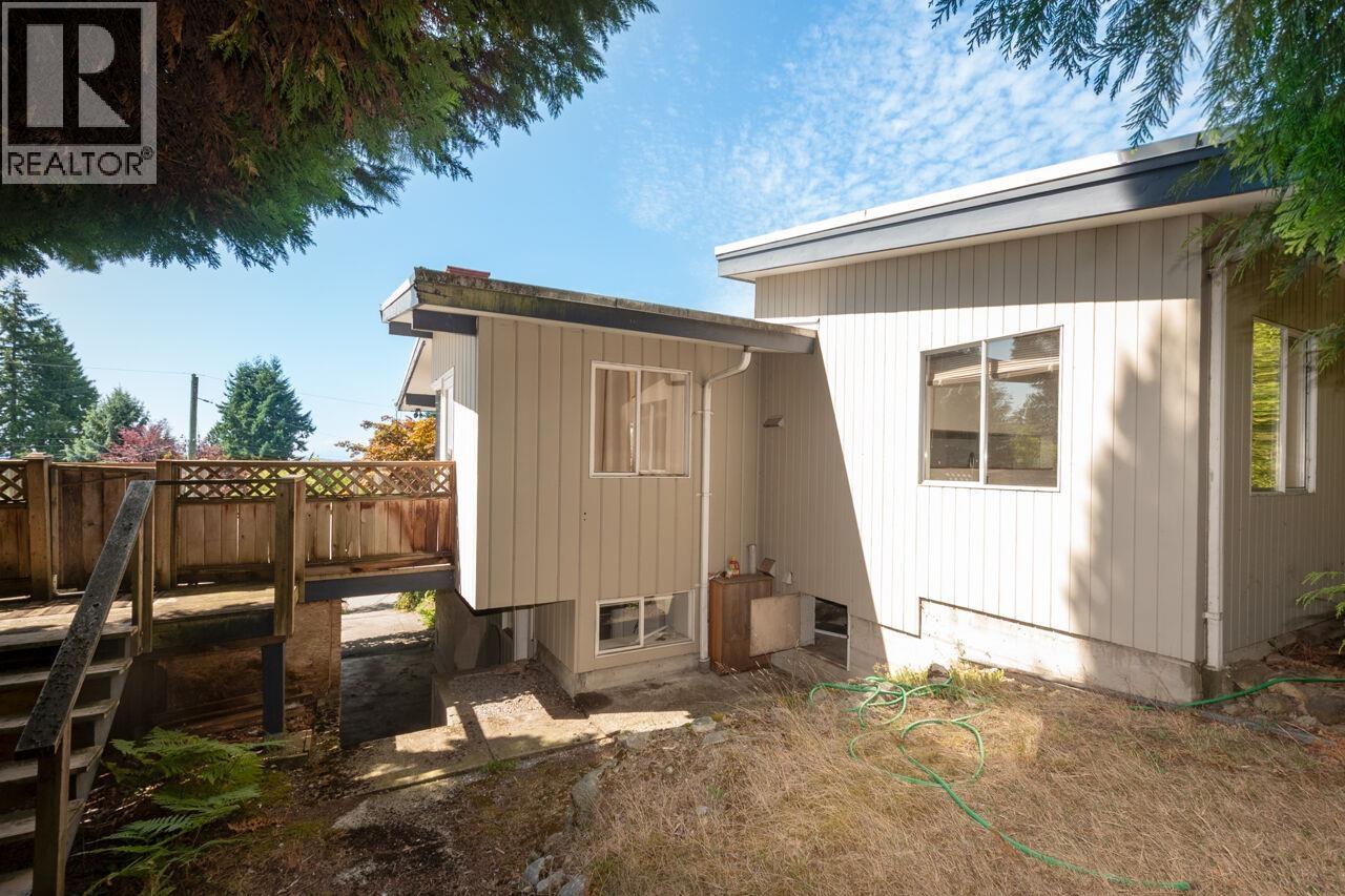 1241 NEPAL CRESCENT, West Vancouver