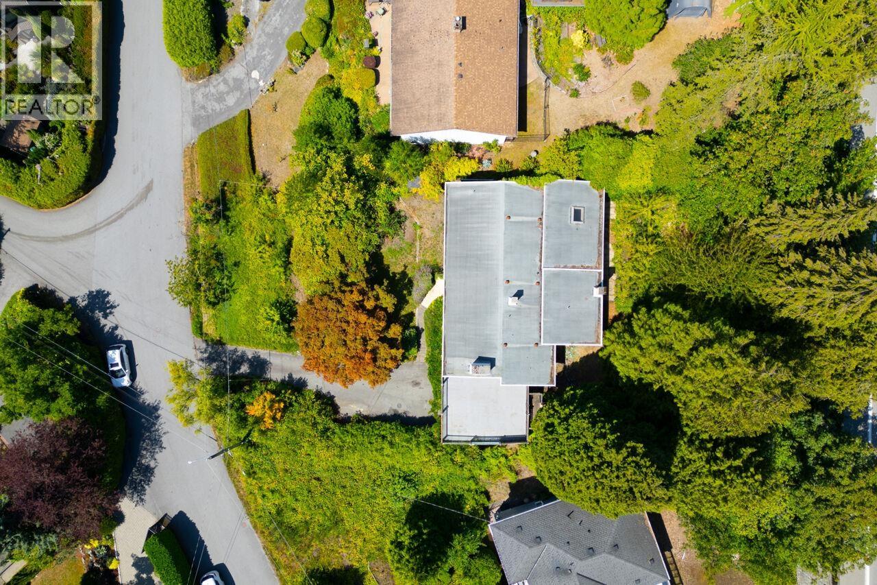 1241 NEPAL CRESCENT, West Vancouver
