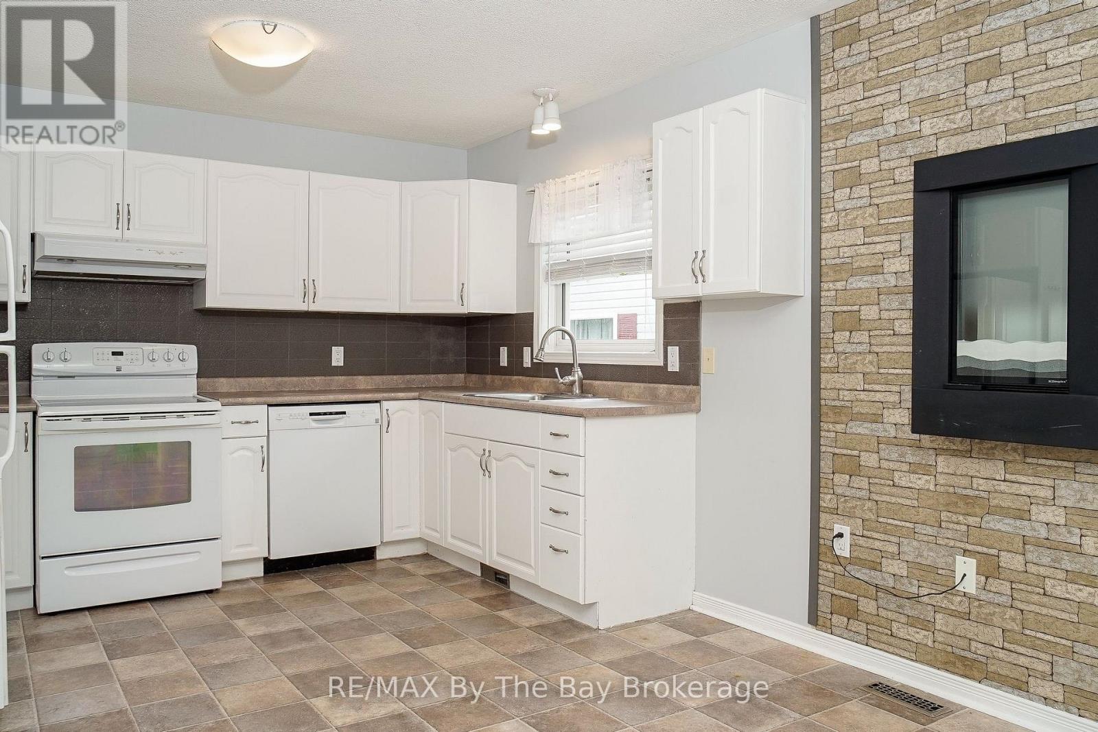 11 INDIANA AVENUE - Image 3