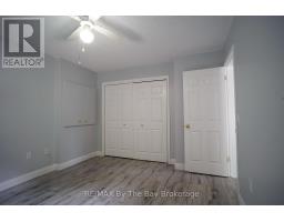 11 Indiana Avenue, Wasaga Beach, ON L9Z3A8 Photo 11