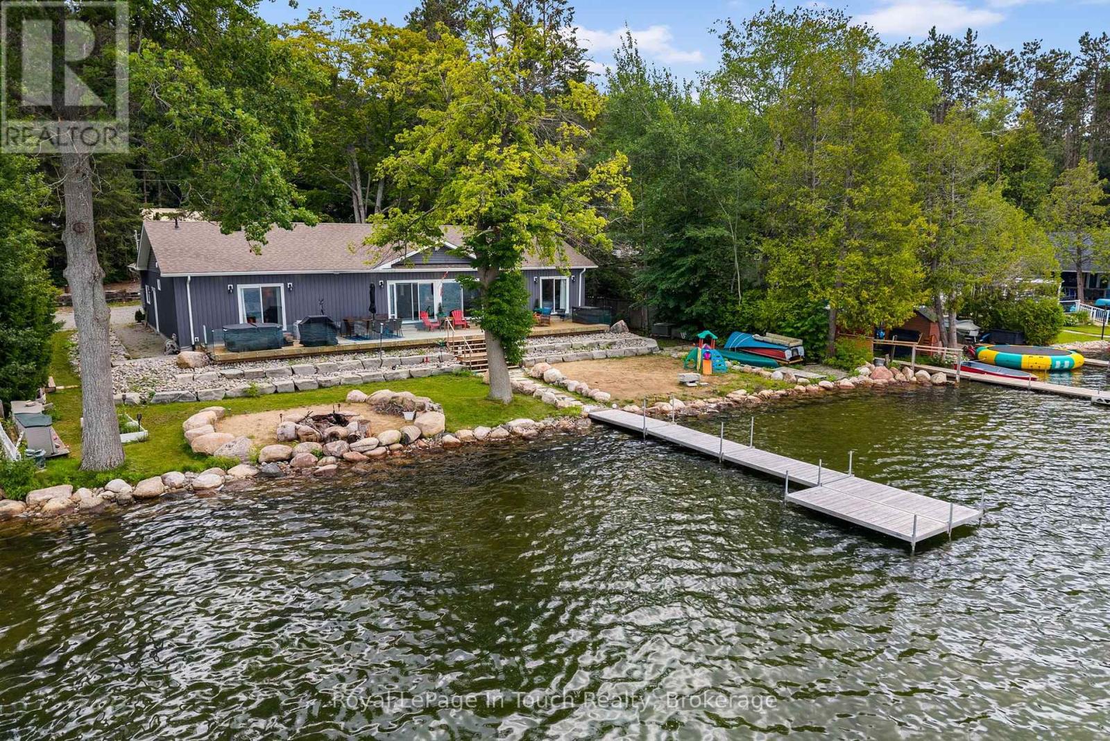 86 ANDREW DRIVE