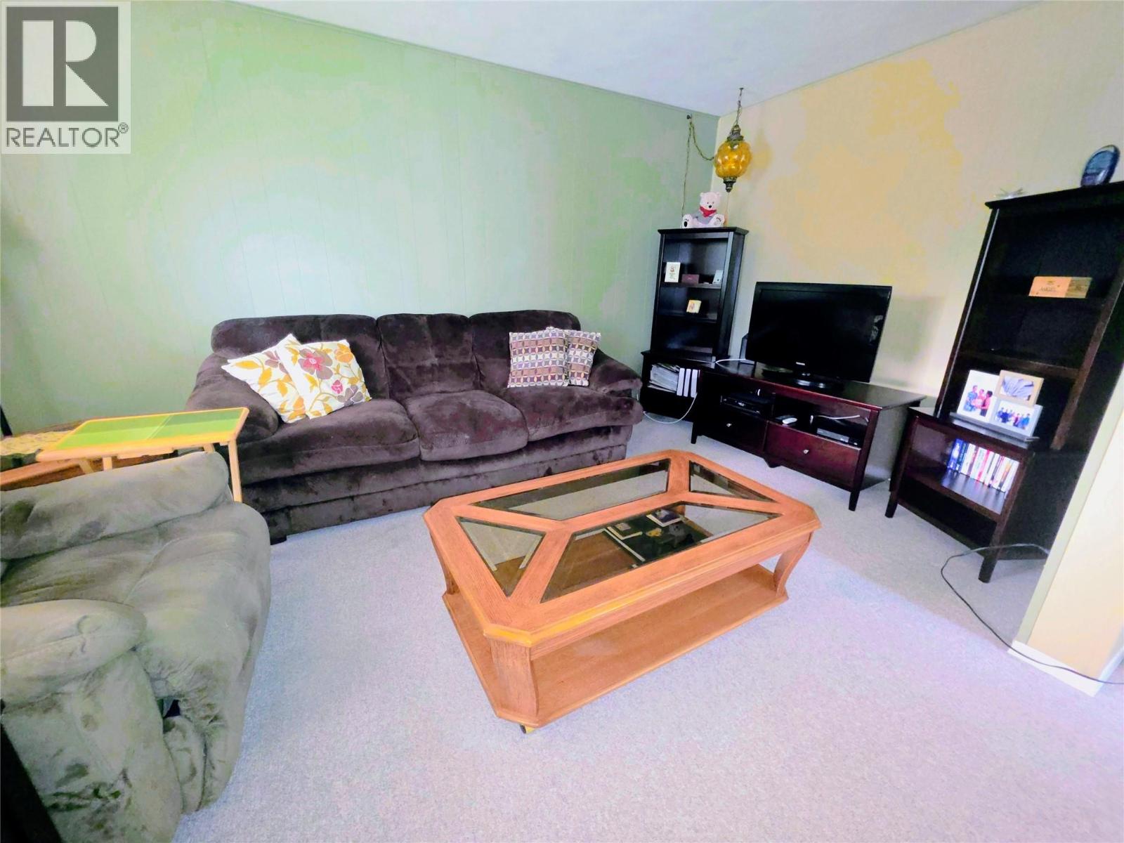 1142 Third Avenue - 7