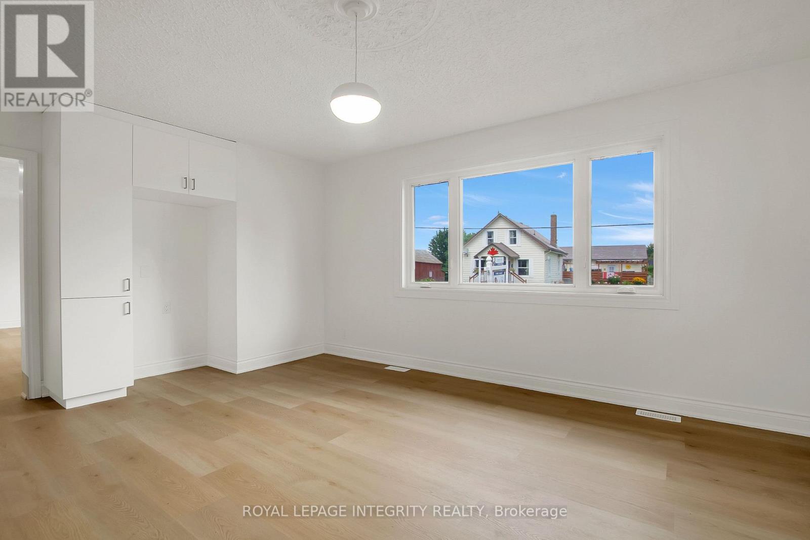2170 LAJOIE STREET - 39