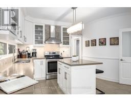 92 Prue Avenue, Toronto, ON M6B1R5 Photo 16