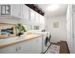 92 Prue Avenue, Toronto, ON M6B1R5 Photo 23